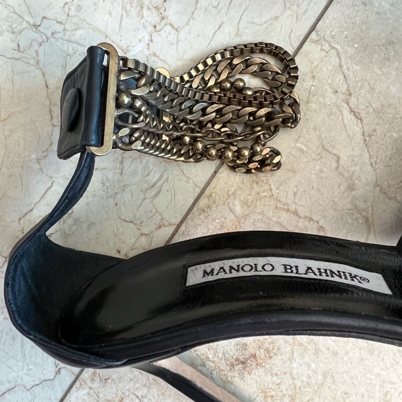 Manolo Blahnik Black Chain Heels Shoes - Picture 4 of 16